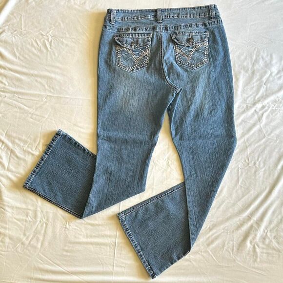 2000s Fantasy Mid Wash Flare Jeans Embroidered Stitching Pocket Sz 12 Indie Boho - Picture 5 of 5